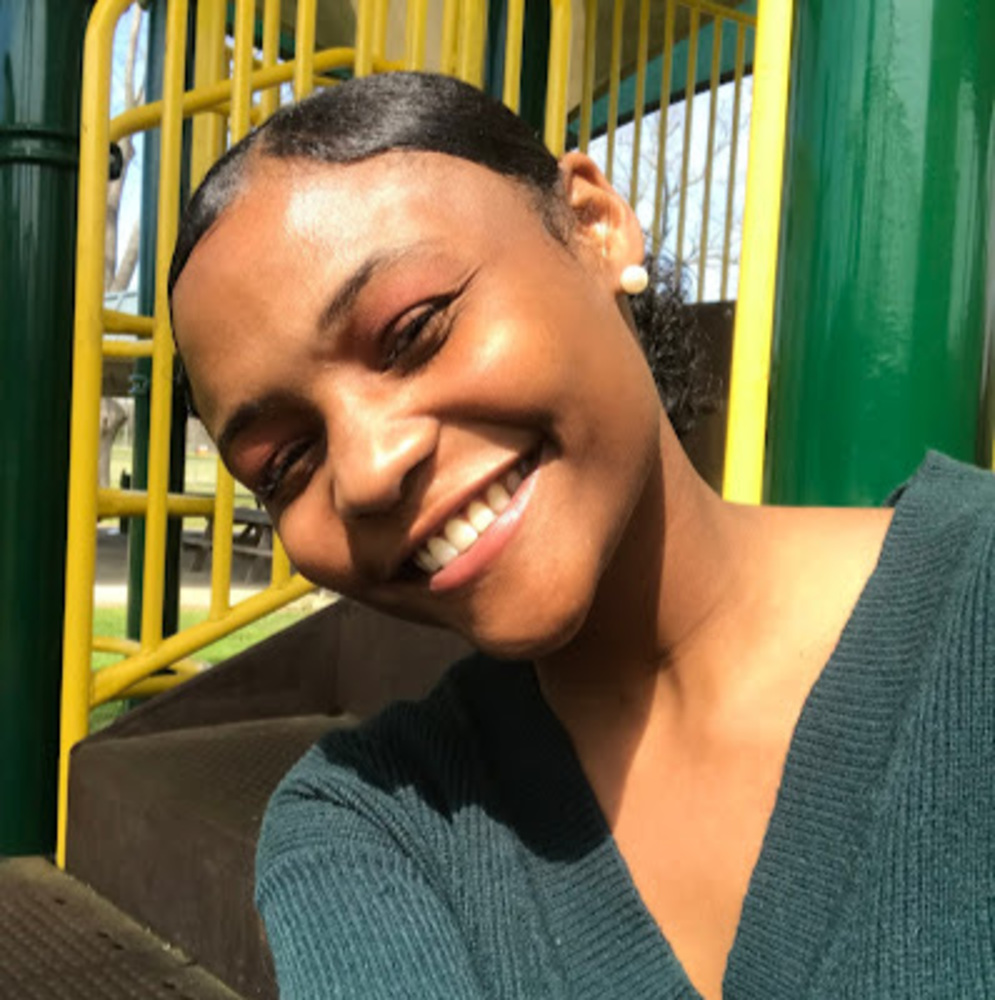 Meet your Posher, Danielle